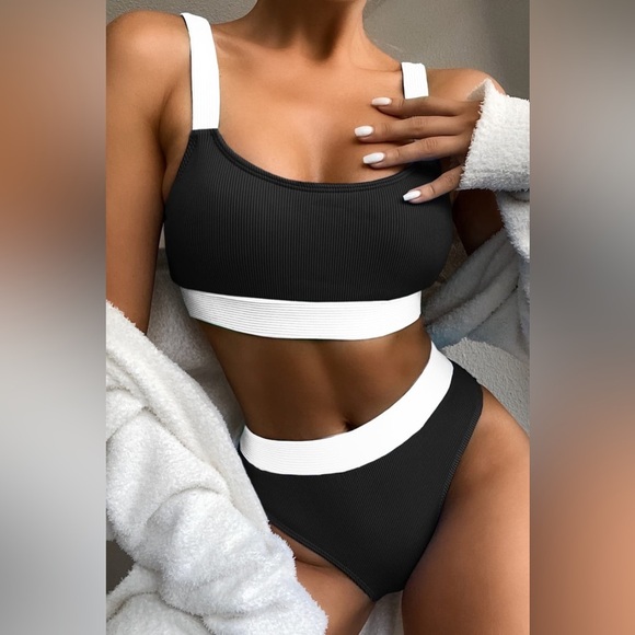 Color Block Scoop Neck Bikini Set - Picture 4 of 12